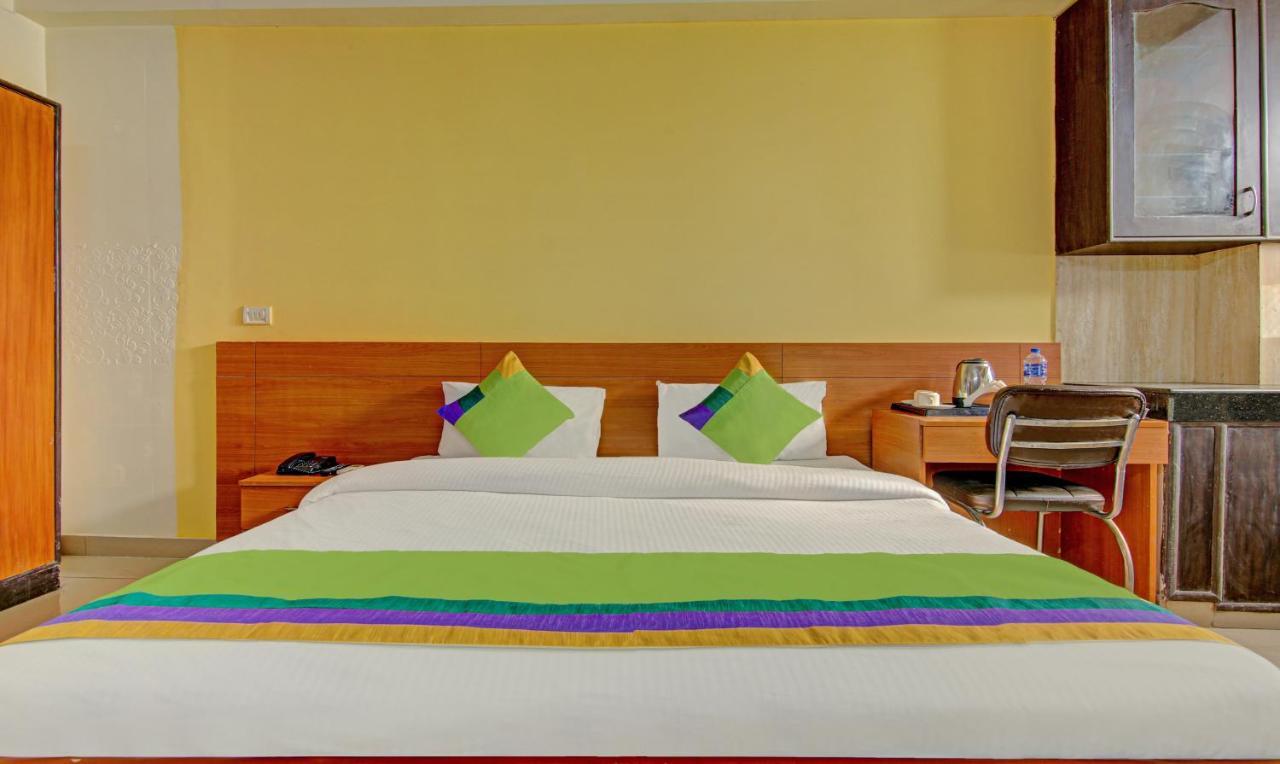Treebo Tms Residency Hotel New Delhi Bagian luar foto