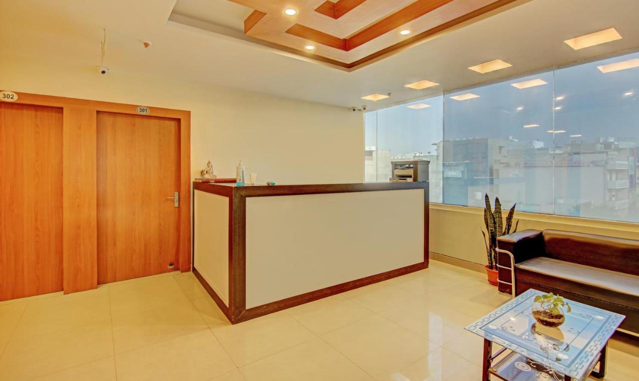 Treebo Tms Residency Hotel New Delhi Bagian luar foto