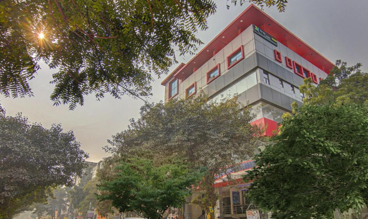 Treebo Tms Residency Hotel New Delhi Bagian luar foto