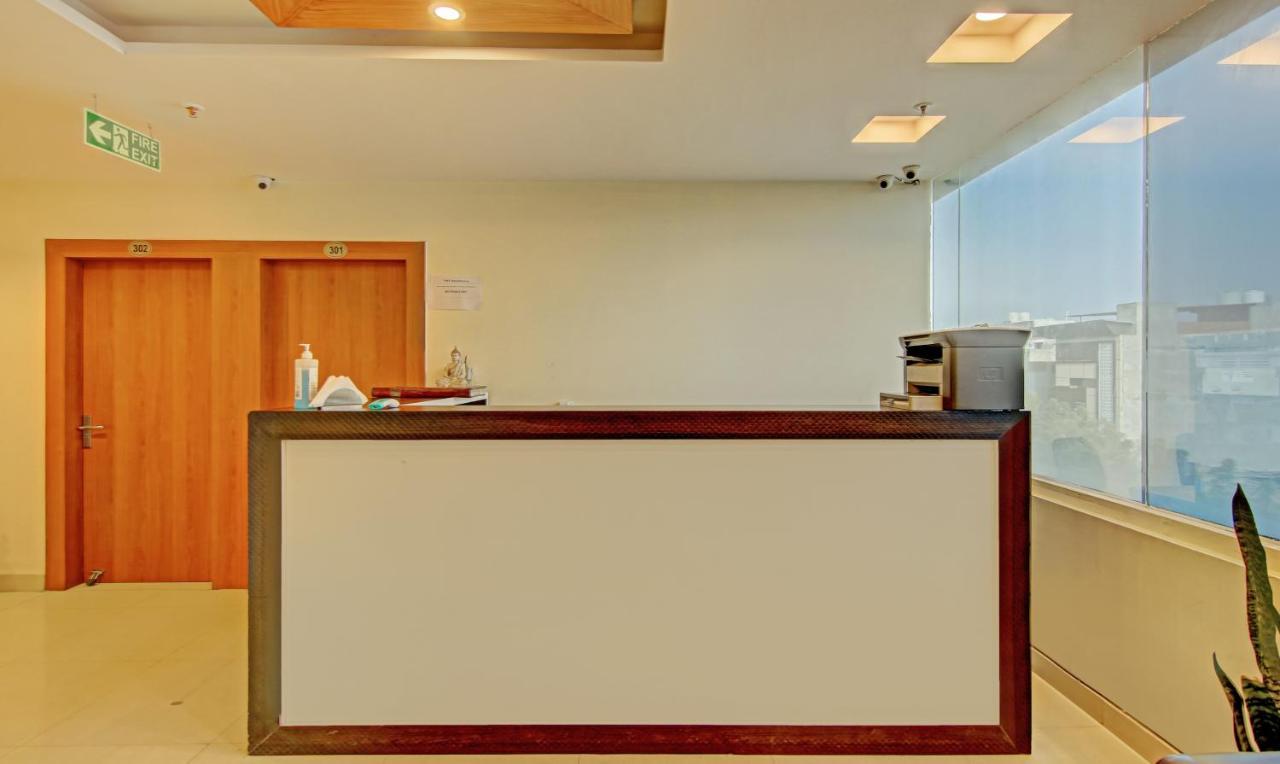 Treebo Tms Residency Hotel New Delhi Bagian luar foto