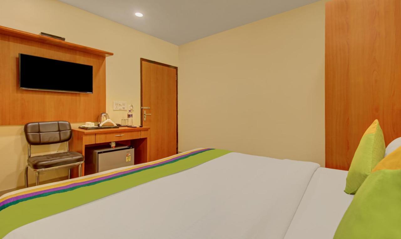 Treebo Tms Residency Hotel New Delhi Bagian luar foto
