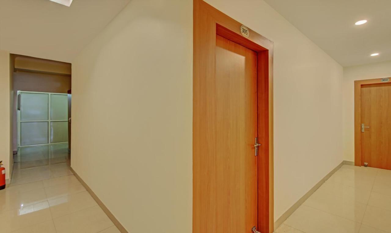 Treebo Tms Residency Hotel New Delhi Bagian luar foto