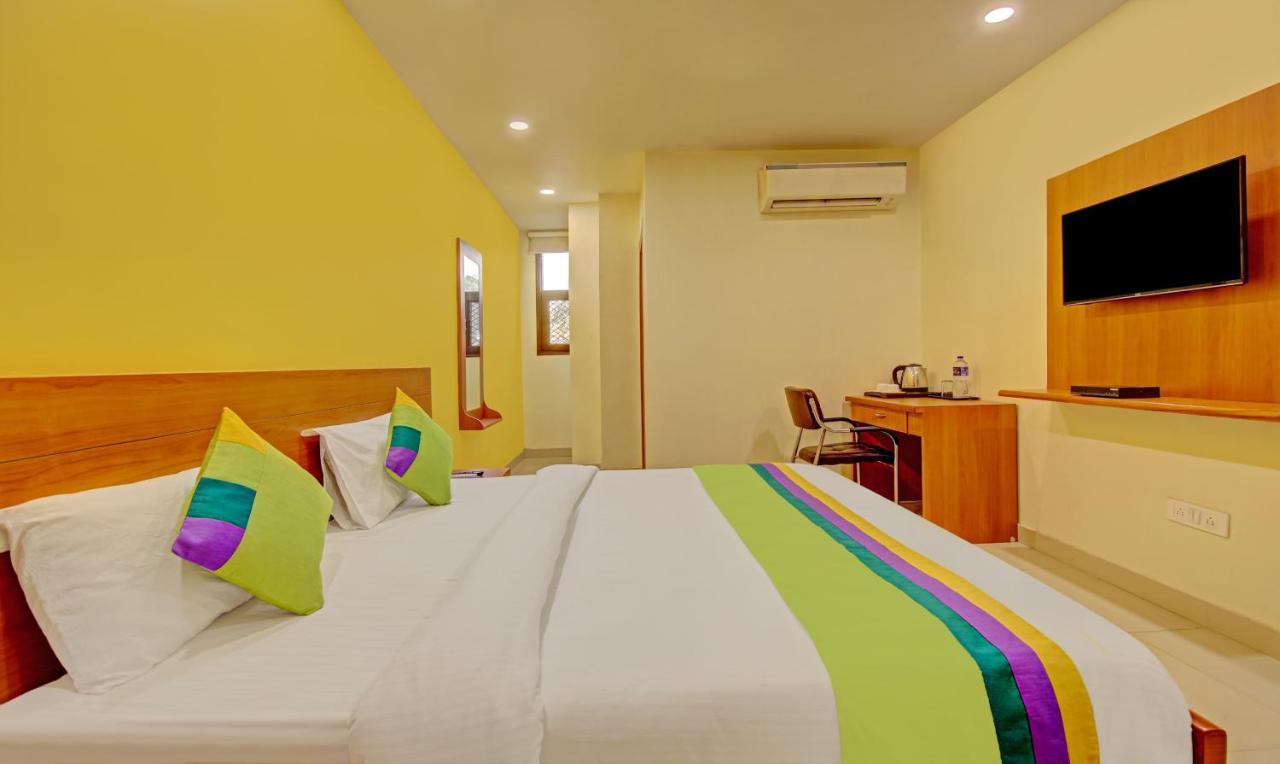 Treebo Tms Residency Hotel New Delhi Bagian luar foto