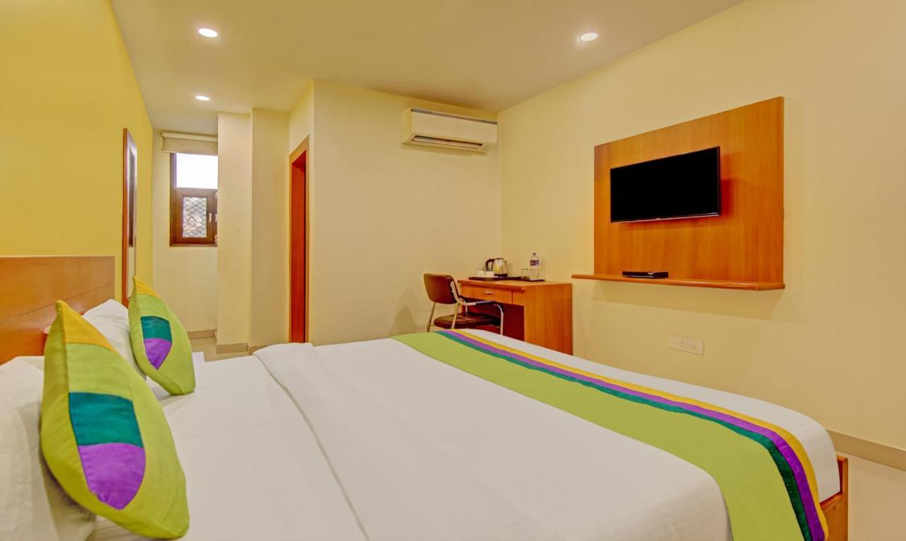 Treebo Tms Residency Hotel New Delhi Bagian luar foto