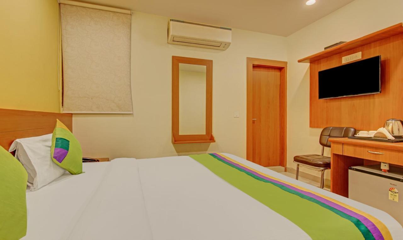 Treebo Tms Residency Hotel New Delhi Bagian luar foto