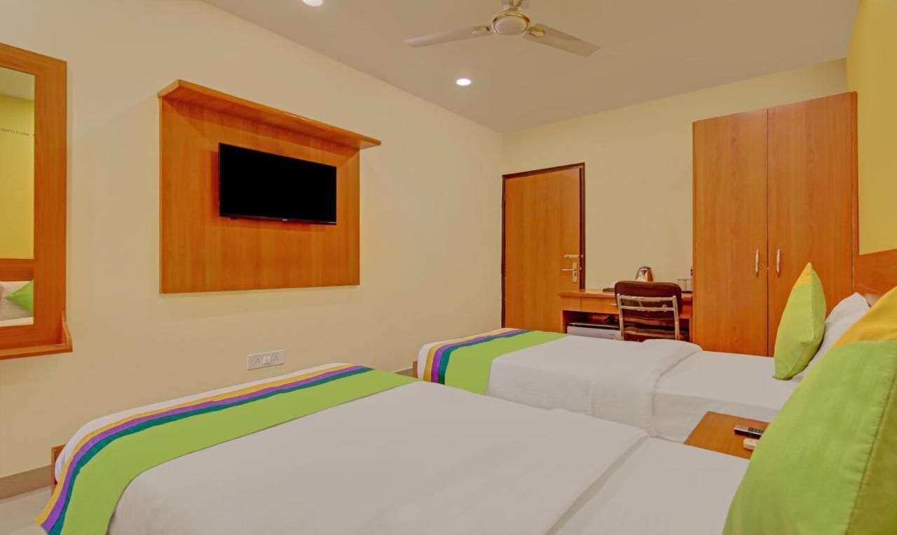 Treebo Tms Residency Hotel New Delhi Bagian luar foto
