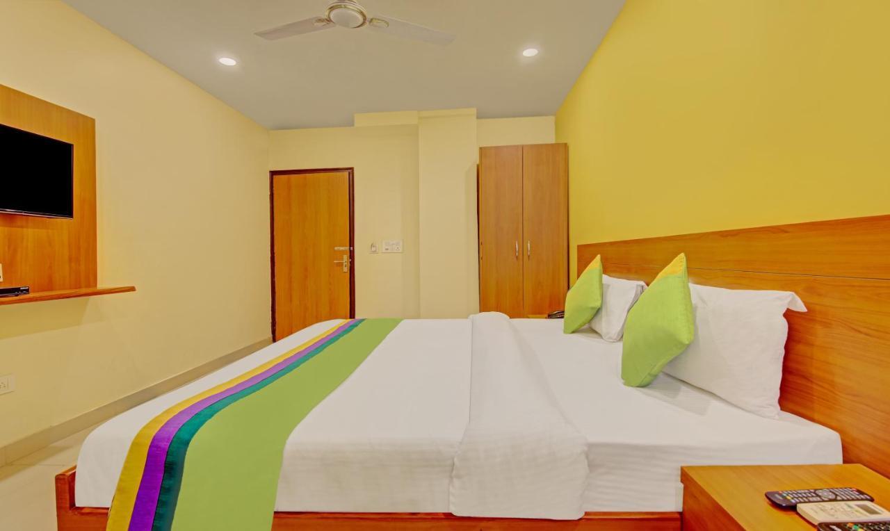 Treebo Tms Residency Hotel New Delhi Bagian luar foto