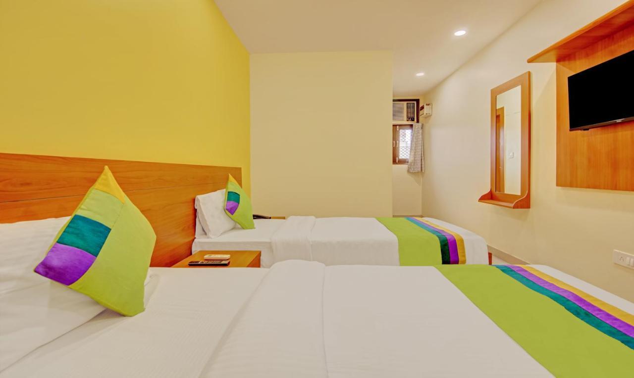 Treebo Tms Residency Hotel New Delhi Bagian luar foto
